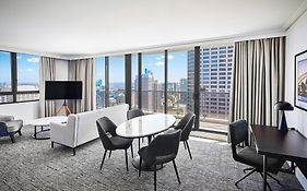 Meriton Suites Pitt Street, Sydney